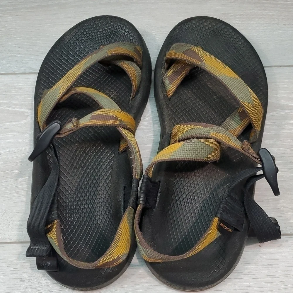 Chaco good used